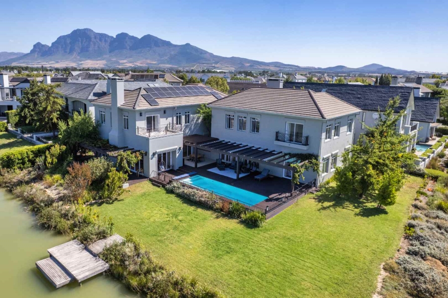 5 Bedroom Property for Sale in Val De Vie Estate Western Cape